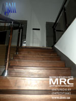 Зашитая маршевая лестница с ограждением из калённого стекла триплекс  - foto 0