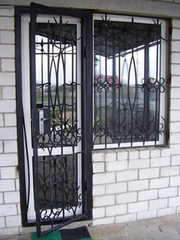 Решетки на окна и ограждения из металла,  - от 1150 грн.