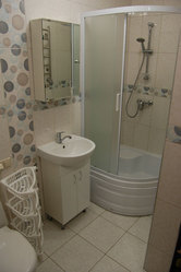 Продам 2-х комнатную квартиру в Киеве пгт Чабаны - foto 1
